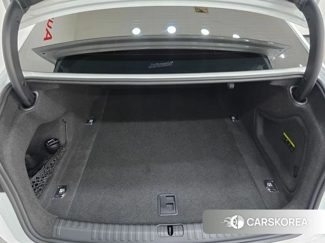 Audi A6 (C8) 2022 Белый из Кореи, фото 6