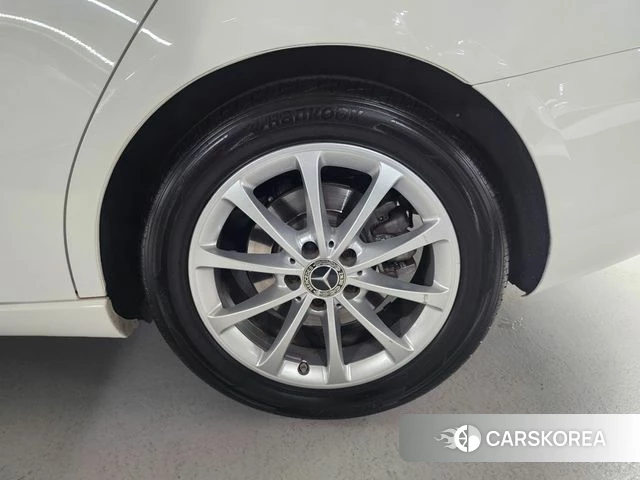 Mercedes-Benz A-Class W177 2020 Белый из Кореи, фото 6