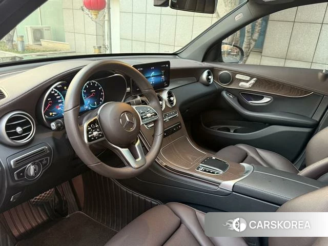 Mercedes-Benz GLC 2021 Черный из Китая, фото 6