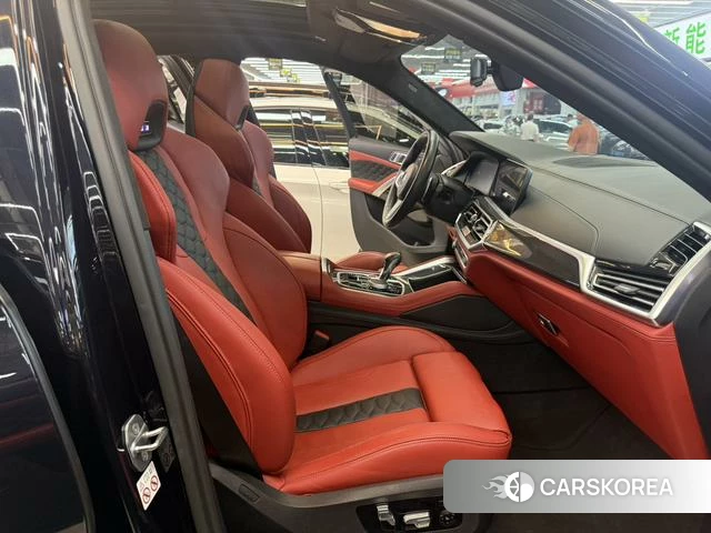 BMW X6 M 2023 Черный из Китая, фото 6
