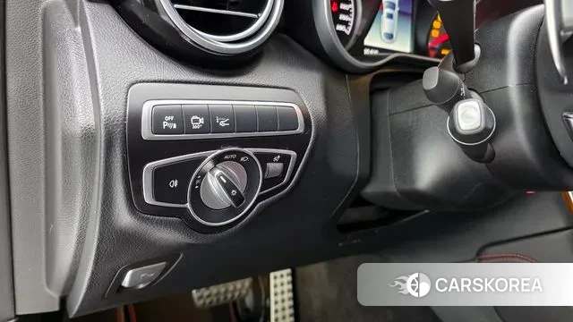 Mercedes-Benz GLC-Class X253 2019 Белый из Кореи, фото 6