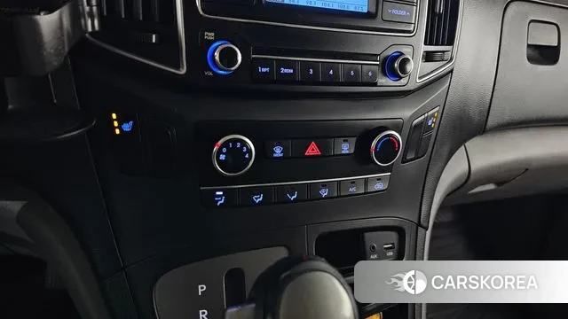 Hyundai The New Grand Starex 2019 Серебристо-серый из Кореи, фото 6