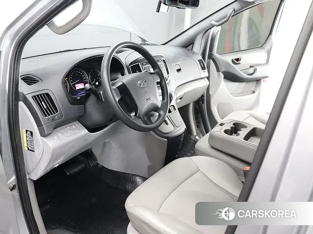 Hyundai The New Grand Starex 2018 Серебристо-серый из Кореи, фото 6