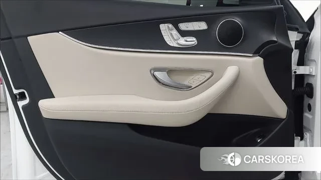 Mercedes-Benz E-Class W213 2023 Белый из Кореи, фото 6