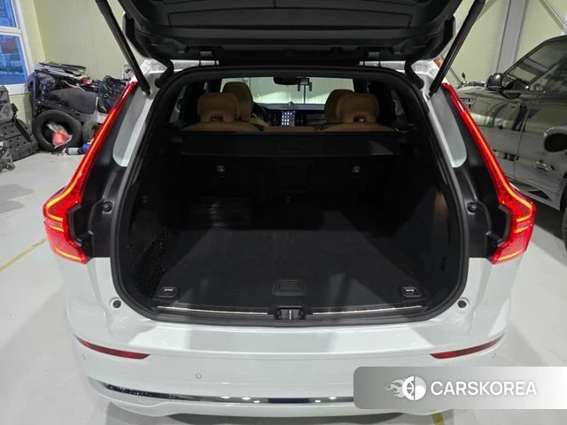 Volvo XC60 second Generation 2025 Белый из Кореи, фото 6