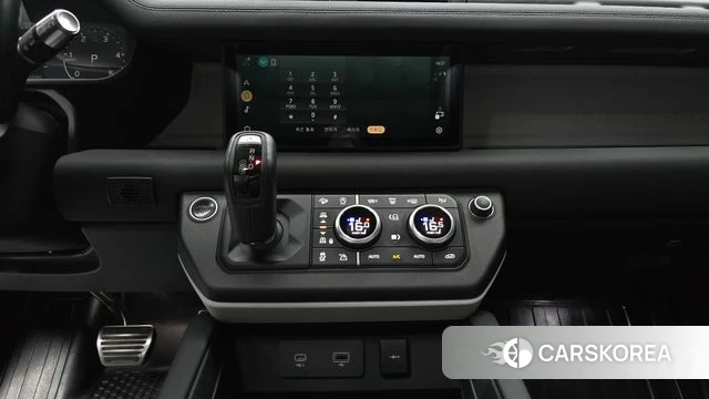 Land Rover Defender (L663) 2022 Зеленый из Кореи, фото 6