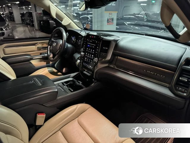 Dodge Lampicup 2020 Черный из Кореи, фото 6