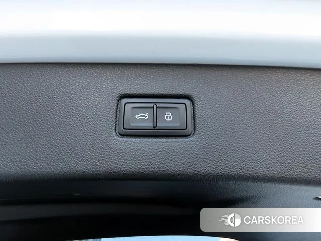 Audi Q7 (4M) 2023 Белый из Кореи, фото 6