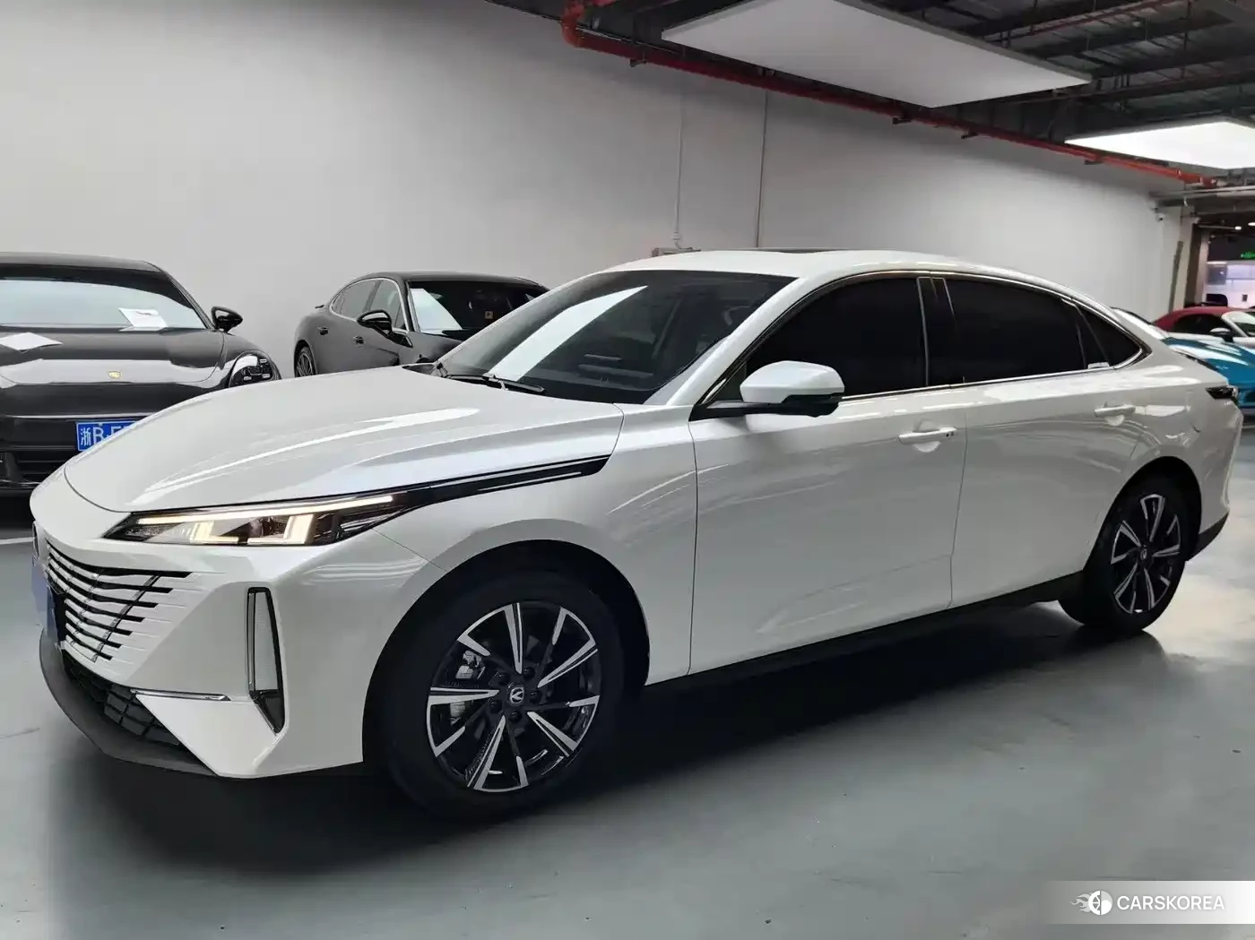 Chang'an Yidong 2025 Белый из Китая, фото 6