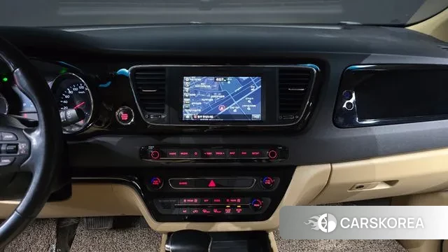 Kia The New Carnival 2018 Белый из Кореи, фото 6