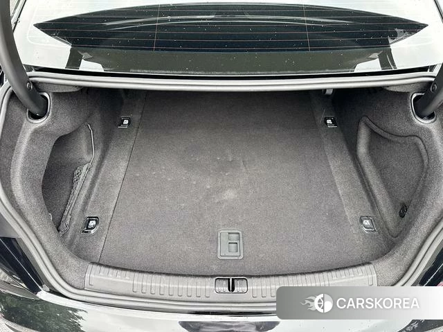 Audi A6L 2024 Черный из Китая, фото 6