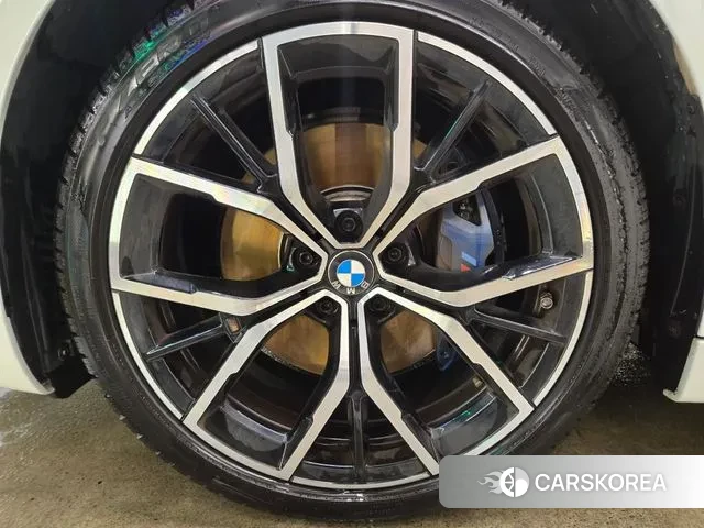 BMW 5 Series (G30) 2021 Белый из Кореи, фото 6