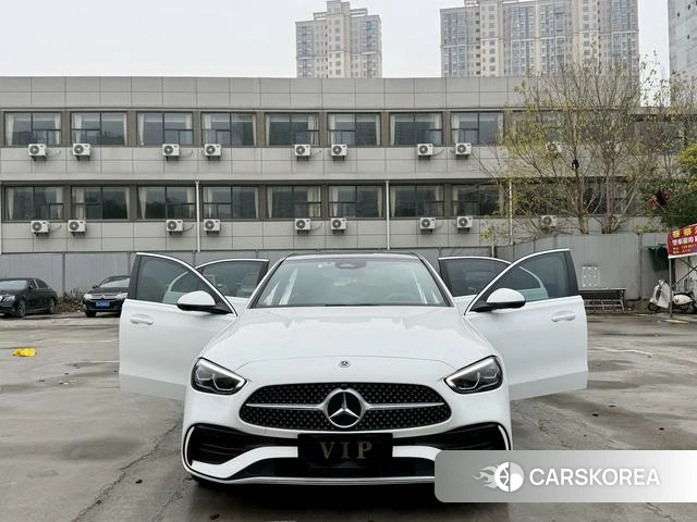 Mercedes-Benz Class C 2024 Белый из Китая, фото 6