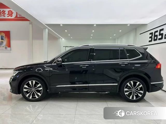 Volkswagen Tiguan L 2024 Черный из Китая, фото 6