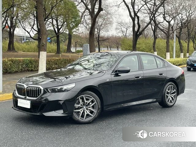 BMW 5 series (imported) 2025 Черный из Китая, фото 6
