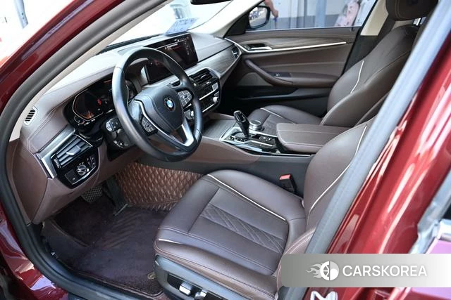 BMW 5 series 2021 Красный из Китая, фото 6