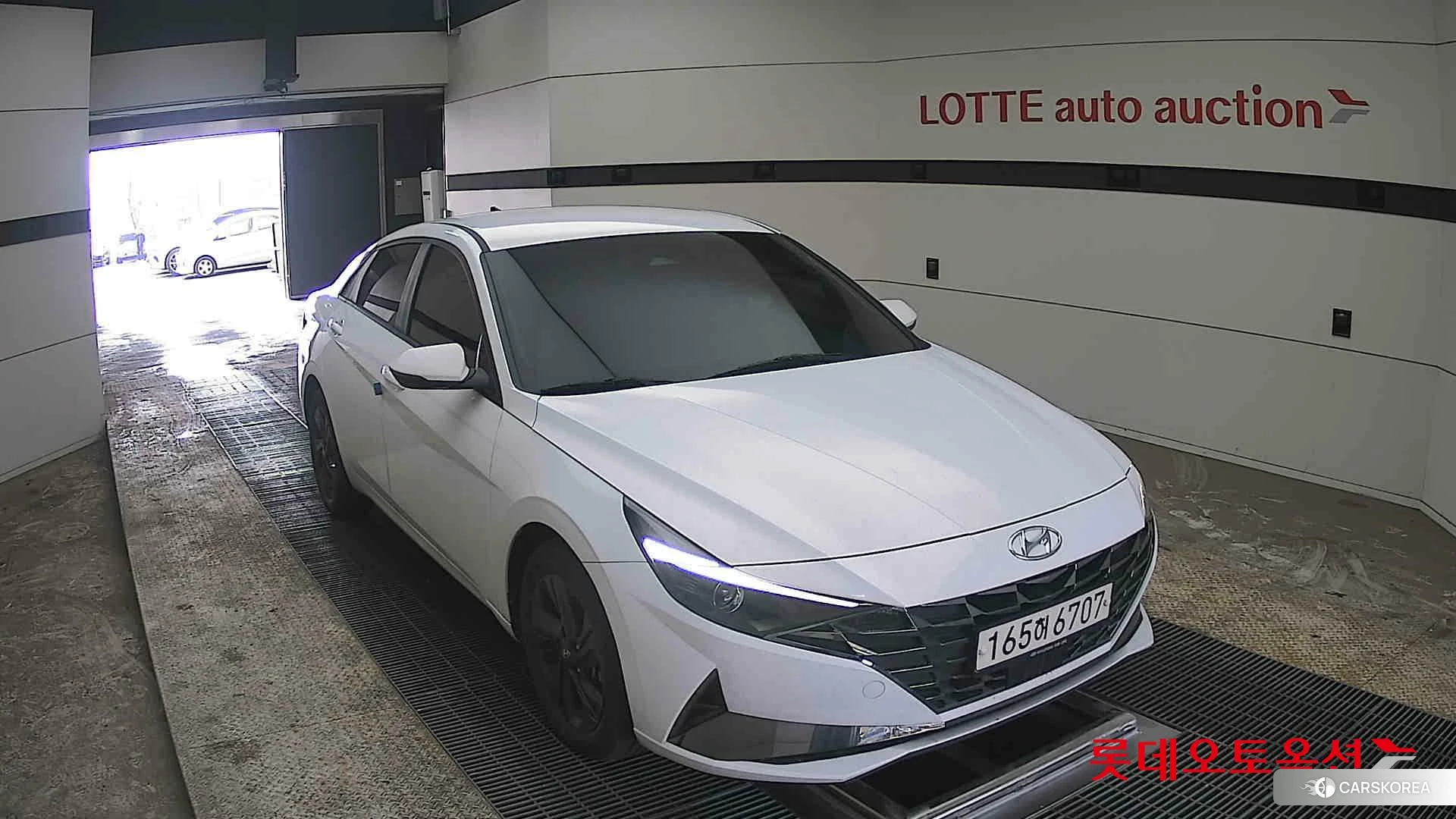 Hyundai Avante Hybrid 2022 Polar White из Кореи, фото 6