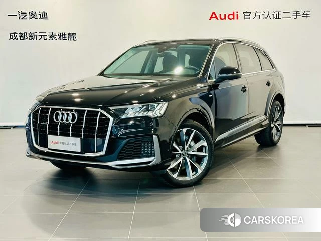 Audi Q7 2023 Черный из Китая, фото 6