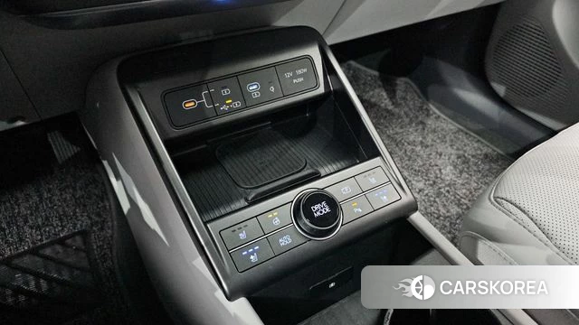 Hyundai Kona (SX2) 2025 Серебристо-серый из Кореи, фото 6