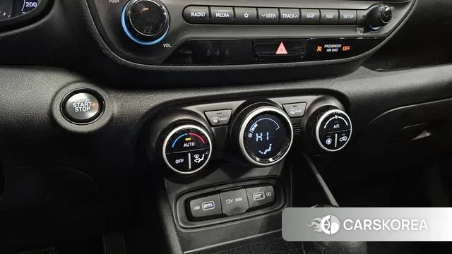 Hyundai Venue 2022 Белый из Кореи, фото 6