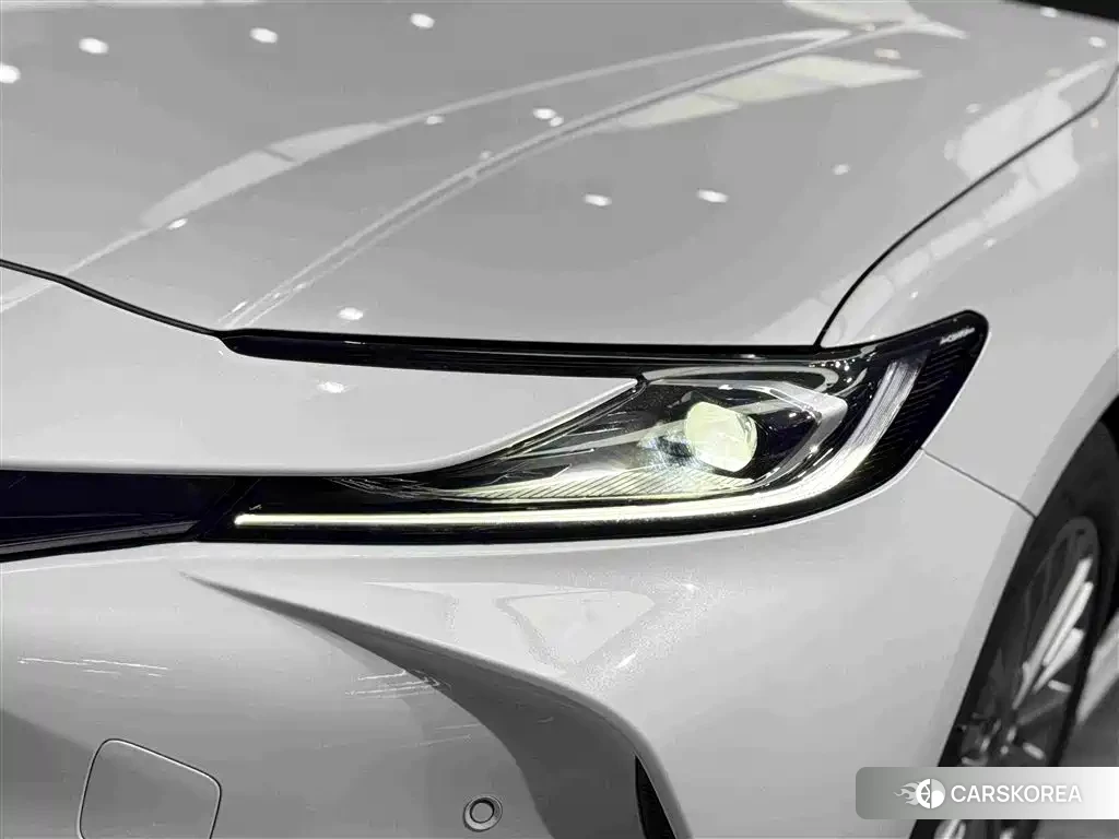Toyota Camry 2024 Белый из Китая, фото 6