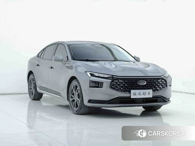 Ford Mondeo 2025 Серебристо-серый из Китая, фото 6