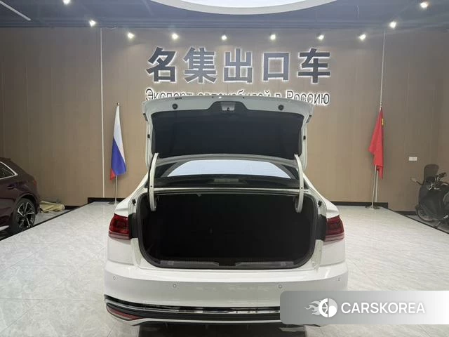 Volkswagen Bora 2023 Белый из Китая, фото 6