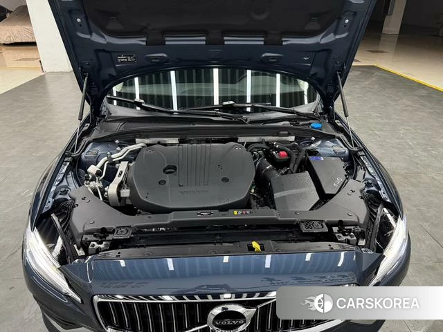 Volvo S60 2022 Синий из Китая, фото 6