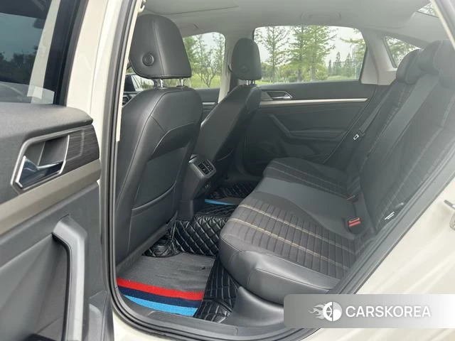 Volkswagen Lavida 2022 Белый из Китая, фото 6