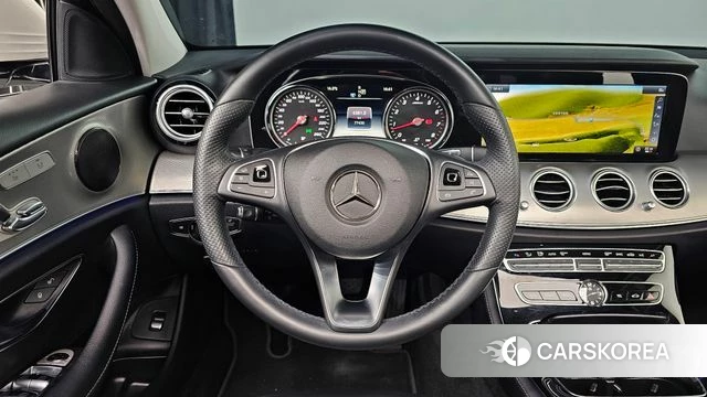 Mercedes-Benz E-Class W213 2018 Белый из Кореи, фото 6