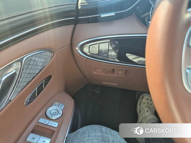 Genesis GV70 2021 Темно-зеленый из Кореи, фото 6