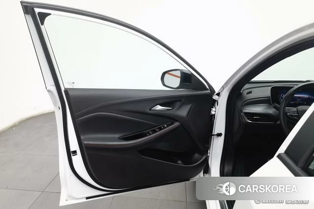 Buick Weilang 2022 Белый из Китая, фото 6