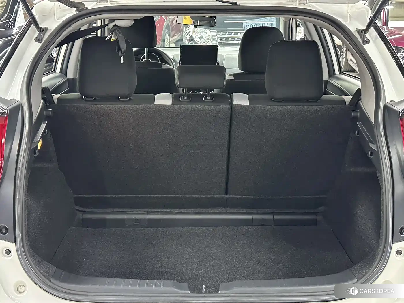 Toyota Yaris L 2022 Белый из Китая, фото 6