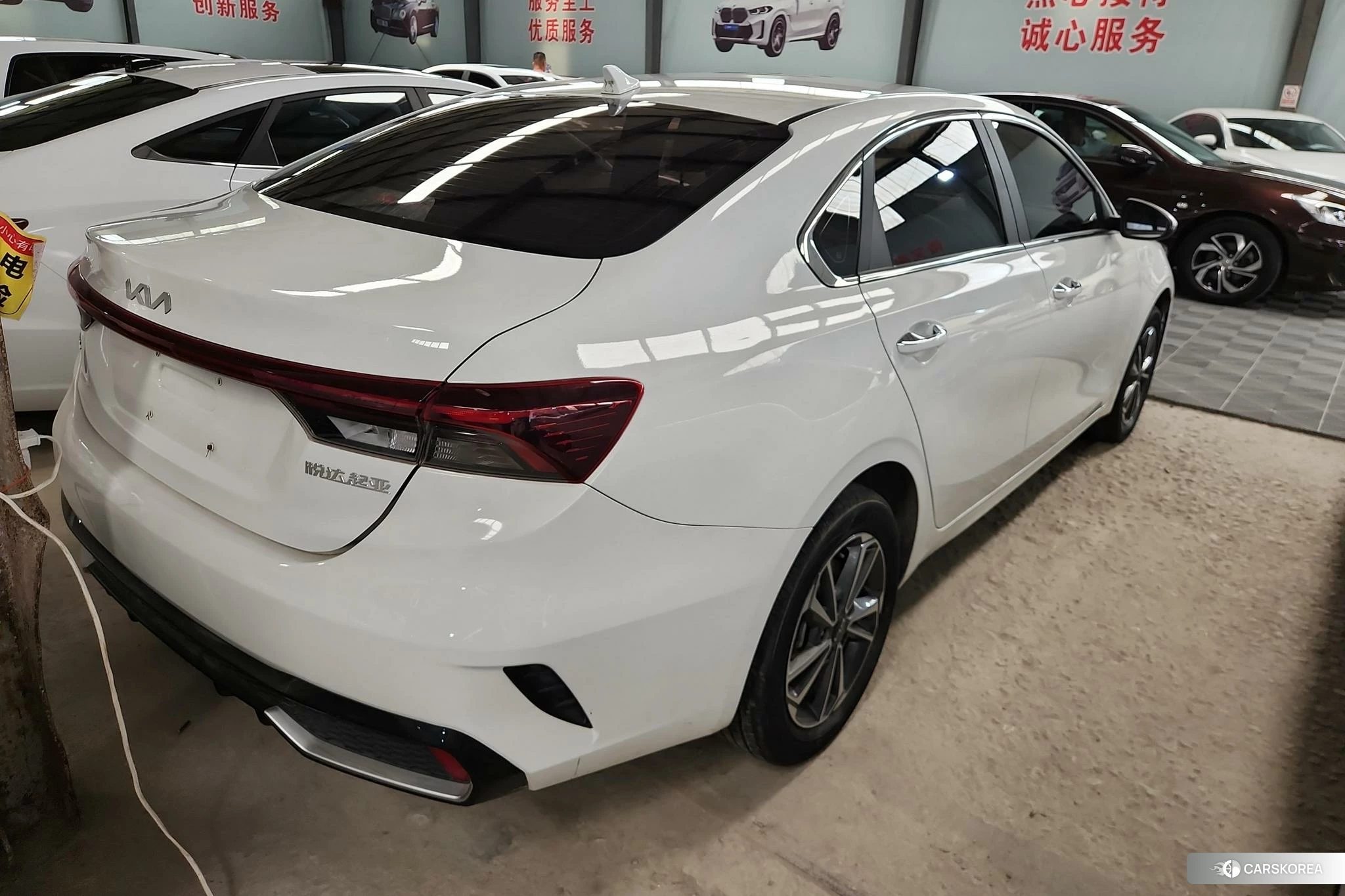 Kia K3 2021 Белый из Китая, фото 6