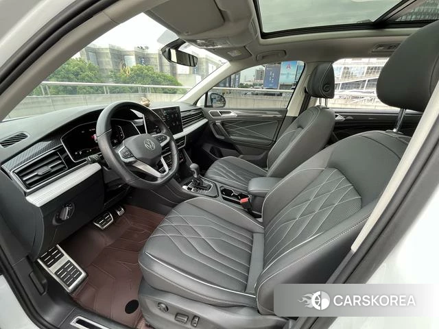 Volkswagen Tiguan L 2024 Белый из Китая, фото 6