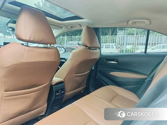 Toyota Corolla 2023 Белый из Китая, фото 6