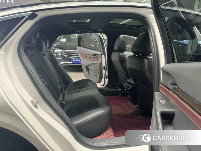 Ford Mondeo 2023 Белый из Китая, фото 6