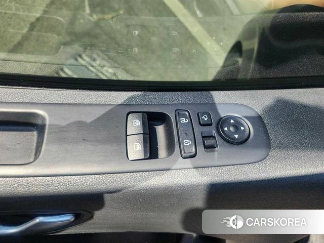 Hyundai Staria 2023 Черный из Кореи, фото 6