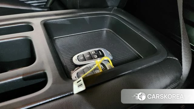 Hyundai Staria 2024 Черный из Кореи, фото 6