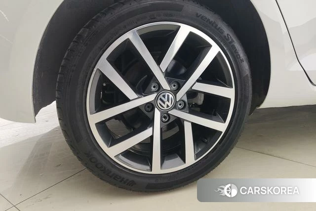Volkswagen Golf 2020 Белый из Китая, фото 6