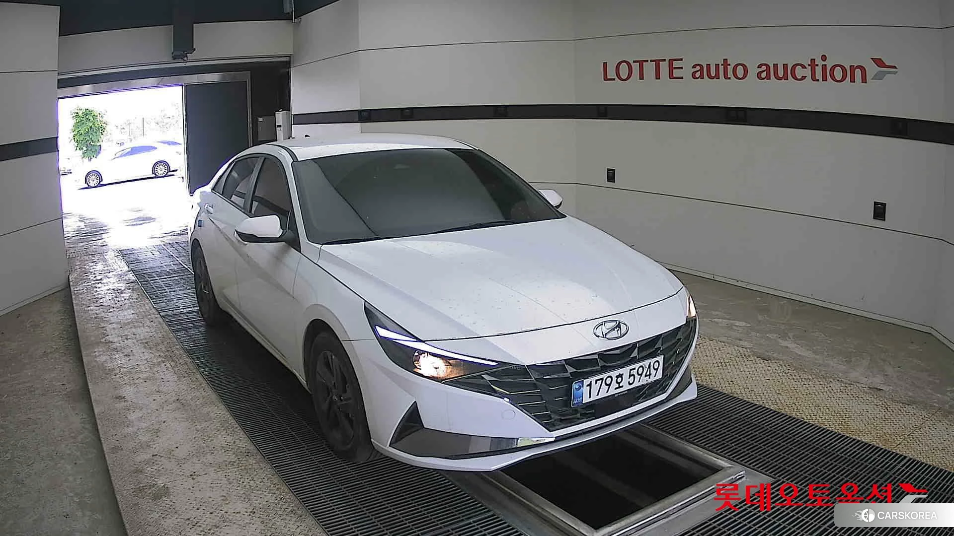Hyundai Avante 2023 Atlas White из Кореи, фото 6