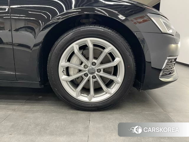 Audi A6L 2021 Черный из Китая, фото 6