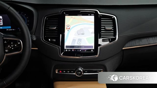 Volvo XC90 second Generation 2023 Белый из Кореи, фото 6