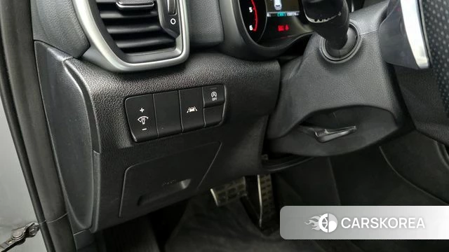 Kia Sportage The Bold 2021 Серебристо-серый из Кореи, фото 6