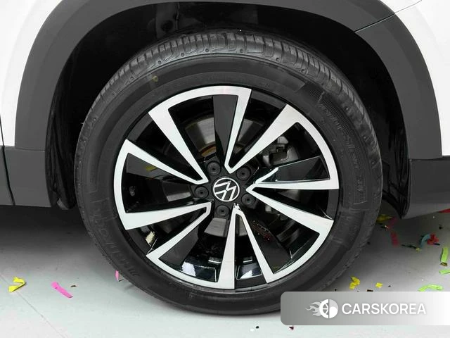 Volkswagen Tuyue 2023 Белый из Китая, фото 6