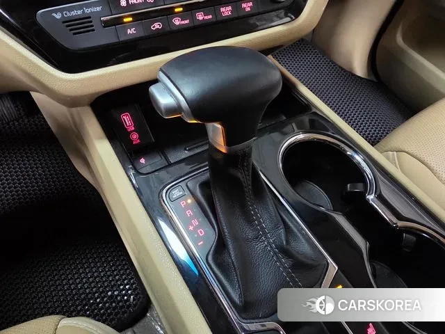 Kia The New Carnival 2020 Белый из Кореи, фото 6