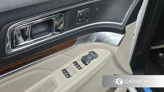 Ford Explorer 2019 Белый из Кореи, фото 6