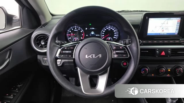 Kia The New K3 2nd generation 2022 Белый из Кореи, фото 6