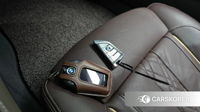 BMW 5 Series (G30) 2020 Серый из Кореи, фото 6