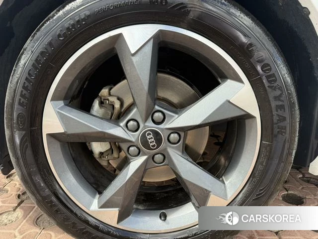 Audi Q3 2021 Белый из Китая, фото 6
